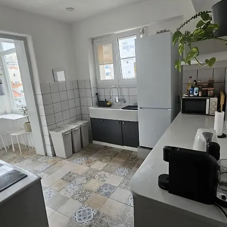 Quarto em Acomodações Particulares Doble Grande 2 Personas Balcon Lisboa